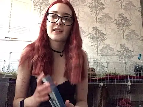 Snapshot of ivysplayhouse chatting on September 16, 11:33 am ivysplayhouse online show from September 16, 11:33 am