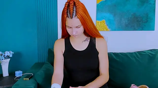 Snapshot of NightOpal chatting on September 30, 4:34 pm NightOpal online show from September 30, 4:34 pm