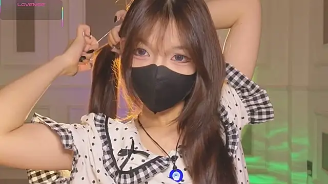      Panda      online show from March 12, 8:04 pm