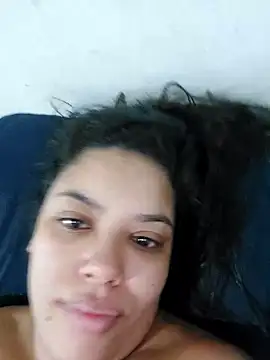 biancaalvess online show from May 7, 9:25 am