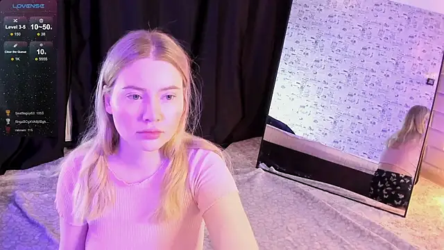 Lillie Berry online show from November 16, 4:29 am