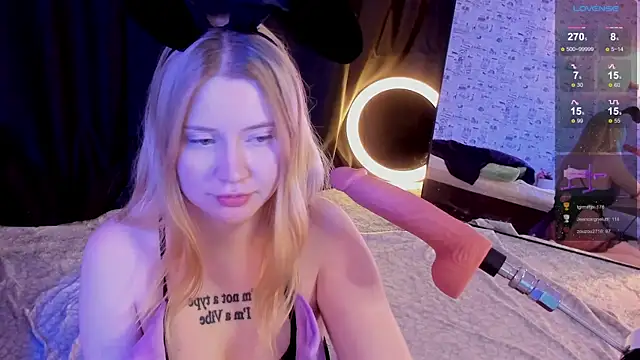 Lillie Berry online show from November 22, 4:39 pm