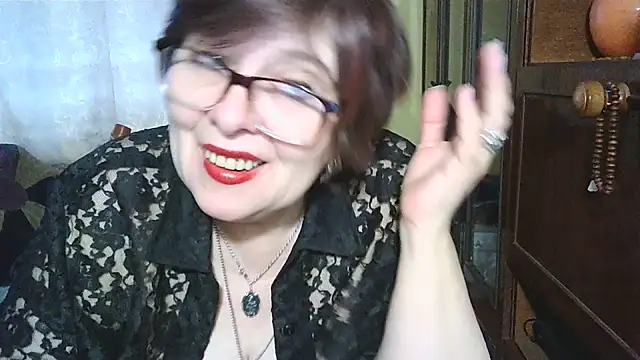 VeronicaGold511 online show from February 11, 5:45 am