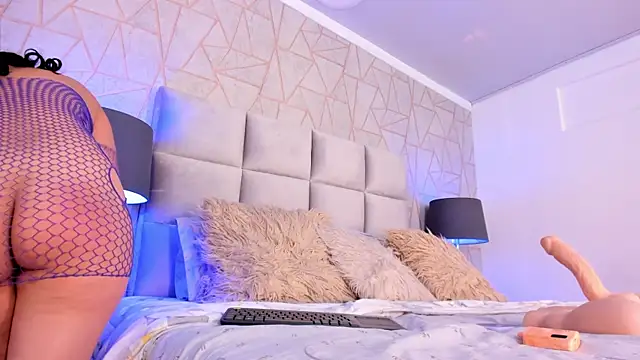 Yara Bliss  online show from January 10, 4:53 pm