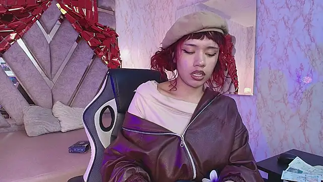 Snapshot of redd_pandaa chatting on March 6, 3:25 am redd pandaa online show from March 6, 3:25 am