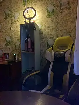 Snapshot of Miss_tits2025 chatting on February 17, 1:51 pm Miss tits2025 online show from February 17, 1:51 pm