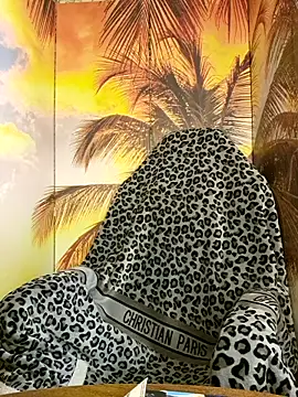 Snapshot of Miss_tits2025 chatting on March 5, 11:56 pm Miss tits2025 online show from March 5, 11:56 pm