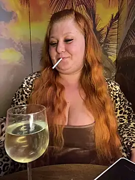 Snapshot of Miss_tits2025 chatting on March 17, 9:40 pm Miss tits2025 online show from March 17, 9:40 pm