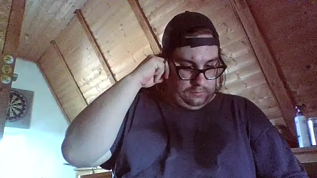 chubbyDavid1998 online show from March 12, 1:28 pm