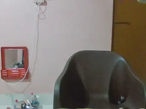 Snapshot of itsabika chatting on April 25, 7:44 pm itsabika online show from April 25, 7:44 pm