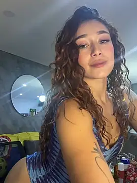 LilithAmber11 online show from June 28, 1:11 am