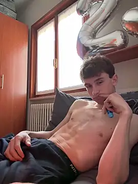 twinkethan07 online show from January 19, 1:15 pm