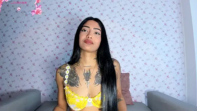 Snapshot of Alykass chatting on April 9, 9:09 pm Alykass online show from April 9, 9:09 pm