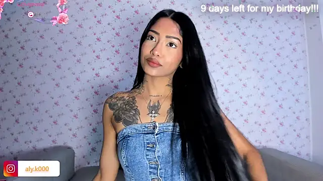 Snapshot of Alykass chatting on May 27, 10:40 pm Alykass online show from May 27, 10:40 pm