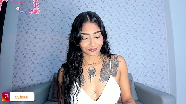 Snapshot of Alykass chatting on July 28, 1:45 am Alykass online show from July 28, 1:45 am