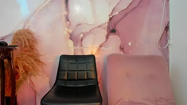 Nini Beyker online show from October 2, 1:18 pm