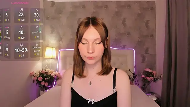 LadyMooor online show from October 1, 4:51 am