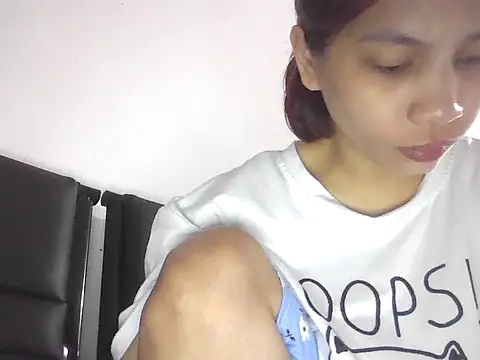 ivyloving4you online show from November 1, 9:06 pm