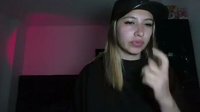 AriaBliss- online show from January 11, 3:50 pm