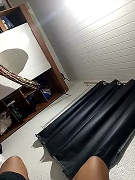 Jhonkkong online show from January 19, 8:40 am