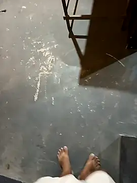 Jhonkkong online show from March 31, 6:14 am