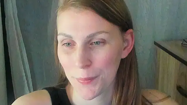 JuliaMuuun online show from June 23, 9:13 pm