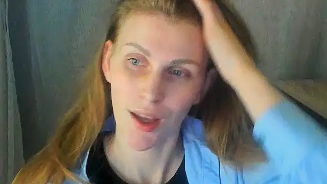 JuliaMuuun online show from June 27, 9:53 pm