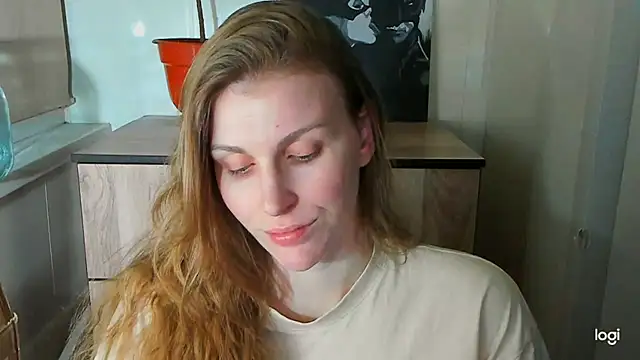 JuliaMuuun online show from July 21, 10:01 pm