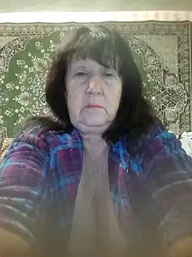 CrystalLime6411 online show from October 14, 11:16 pm