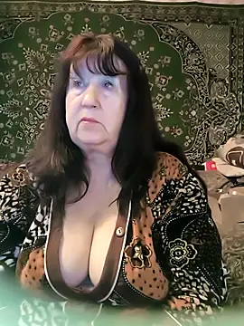 CrystalLime6411 online show from March 24, 4:06 am