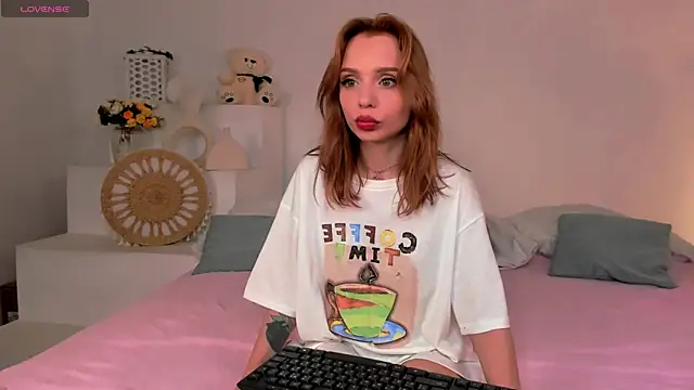 Little Clare online show from July 24, 9:07 am