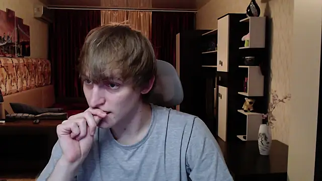 Snapshot of Playersuperstar chatting on November 3, 3:13 pm Playersuperstar online show from November 3, 3:13 pm