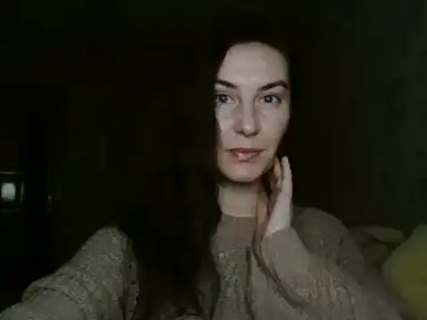 Snapshot of KatalinaQE chatting on October 1, 4:51 am KatalinaQE online show from October 1, 4:51 am