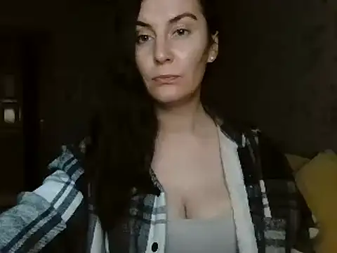 Snapshot of KatalinaQE chatting on October 21, 6:14 am KatalinaQE online show from October 21, 6:14 am