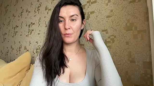 KatalinaQE online show from December 14, 10:42 am