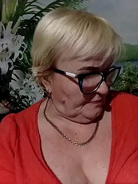 Snapshot of VioletSweet5566 chatting on February 26, 10:20 pm VioletSweet5566 online show from February 26, 10:20 pm