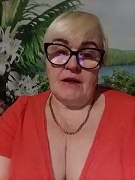 Snapshot of VioletSweet5566 chatting on March 6, 3:30 pm VioletSweet5566 online show from March 6, 3:30 pm