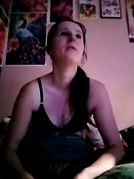 Snapshot of HardCouple33 chatting on May 13, 7:11 pm HardCouple33 online show from May 13, 7:11 pm
