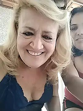 Snapshot of Belladama61 chatting on October 15, 12:16 pm Belladama61 online show from October 15, 12:16 pm