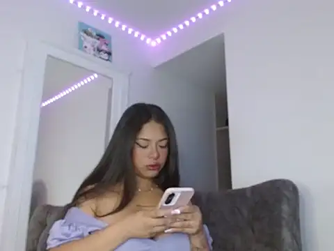 reina reina online show from September 24, 10:46 pm