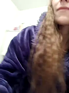 Wonderland97 online show from December 18, 4:40 am