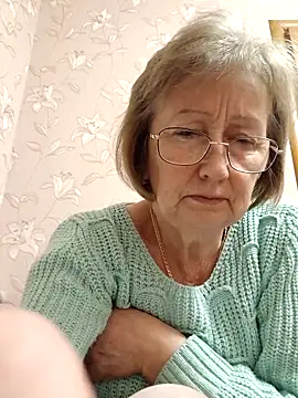 AlikaSwan5821 online show from February 25, 1:43 pm