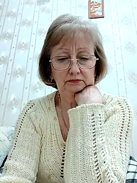 AlikaSwan5821 online show from March 21, 10:02 pm