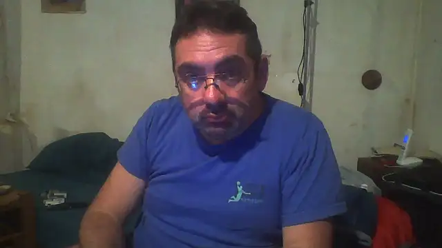 Snapshot of Jouons-ensembles2 chatting on November 20, 1:50 am Jouons-ensembles2 online show from November 20, 1:50 am