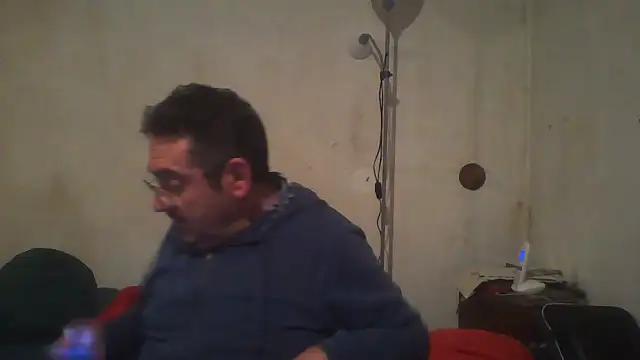 Snapshot of Jouons-ensembles2 chatting on November 29, 2:25 am Jouons-ensembles2 online show from November 29, 2:25 am