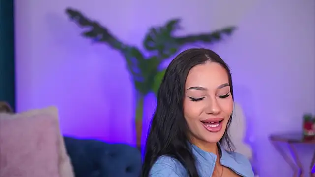 NinaSolenne online show from January 9, 7:59 pm