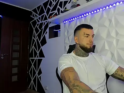 Snapshot of Chrisjordan66 chatting on October 15, 11:54 am Chrisjordan66 online show from October 15, 11:54 am