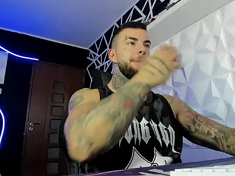 Snapshot of Chrisjordan66 chatting on October 21, 5:41 am Chrisjordan66 online show from October 21, 5:41 am