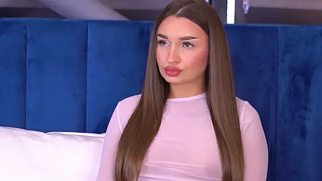 MillaSerene online show from October 9, 6:33 am