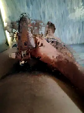 Snapshot of sexy_boy_47 chatting on December 14, 6:08 am sexy boy 47 online show from December 14, 6:08 am